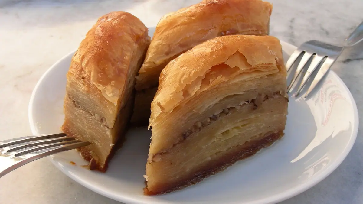 Cake Box – eggless cake shop in Epsom town centre